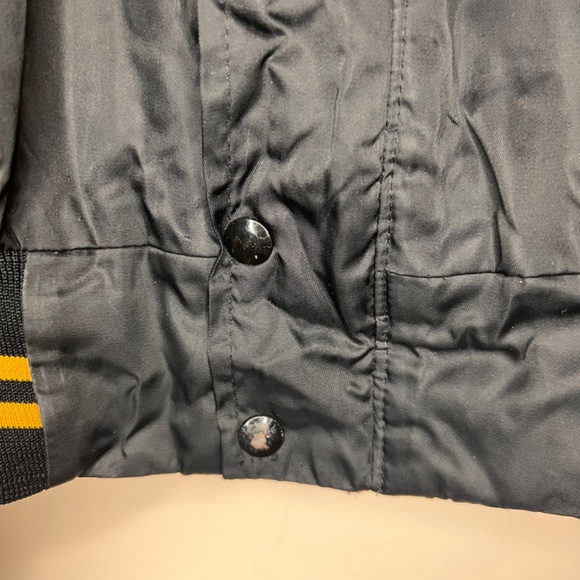 Vintage 80's Chevron Sportswear Coquitlam Minor Hockey Canada Patch Jacket - Picture 6 of 11